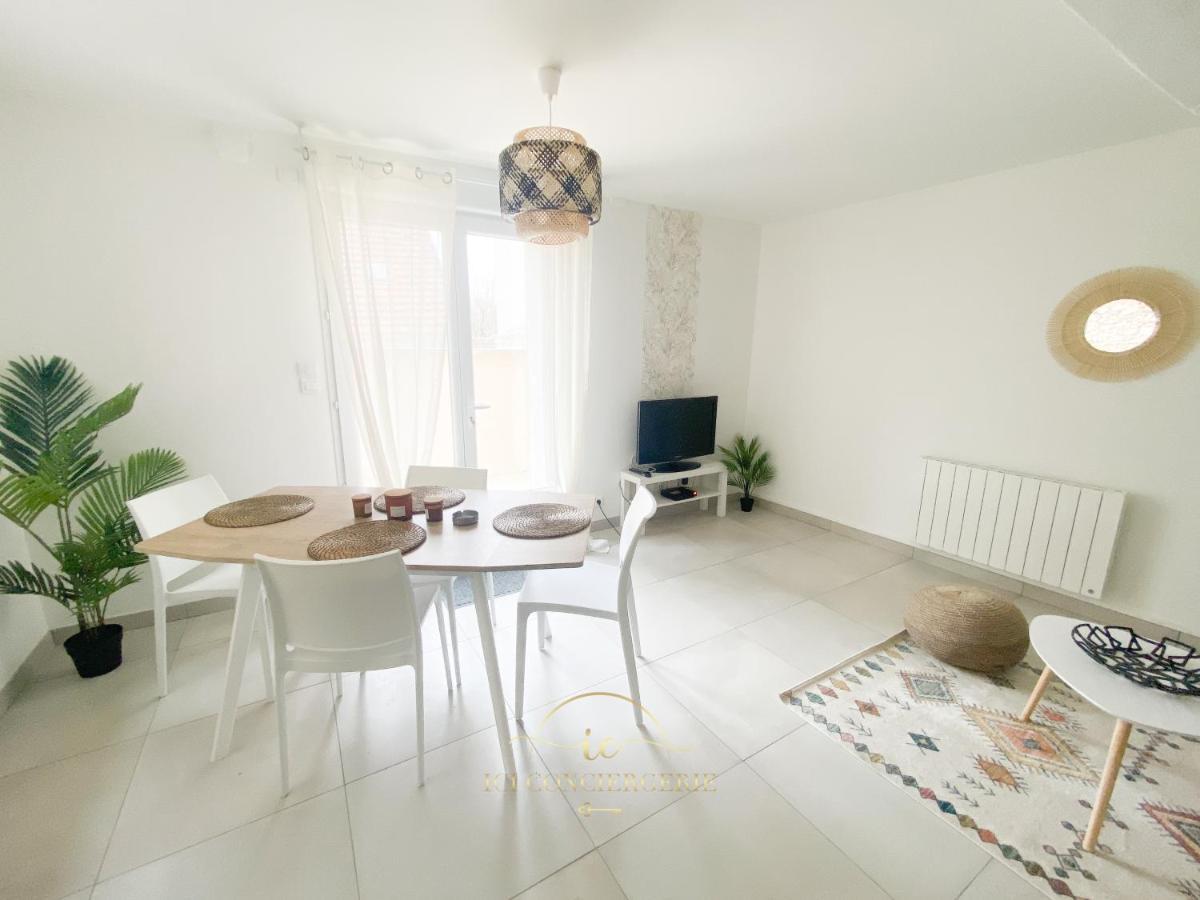 Le Cocon De Saint Arnoult Apartment ภายนอก รูปภาพ